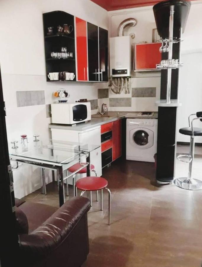 Апартаменти Біля Оперного І Форуму В Центрі 리비프 외부 사진