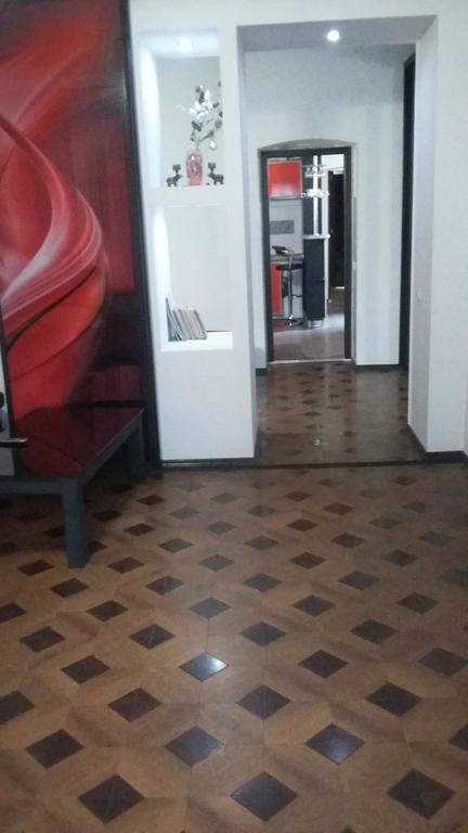 Апартаменти Біля Оперного І Форуму В Центрі 리비프 외부 사진